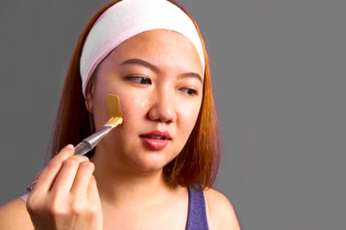 meratakan warna kulit